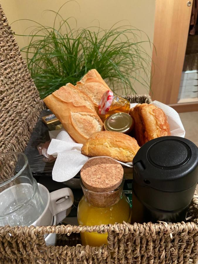 Bisseuil Au Fil De L'O Bed & Breakfast エクステリア 写真