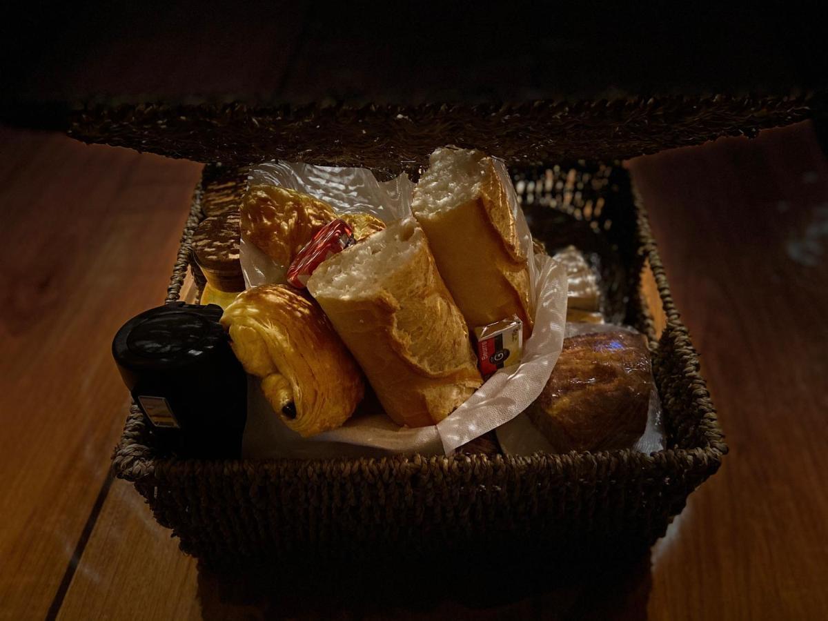 Bisseuil Au Fil De L'O Bed & Breakfast エクステリア 写真
